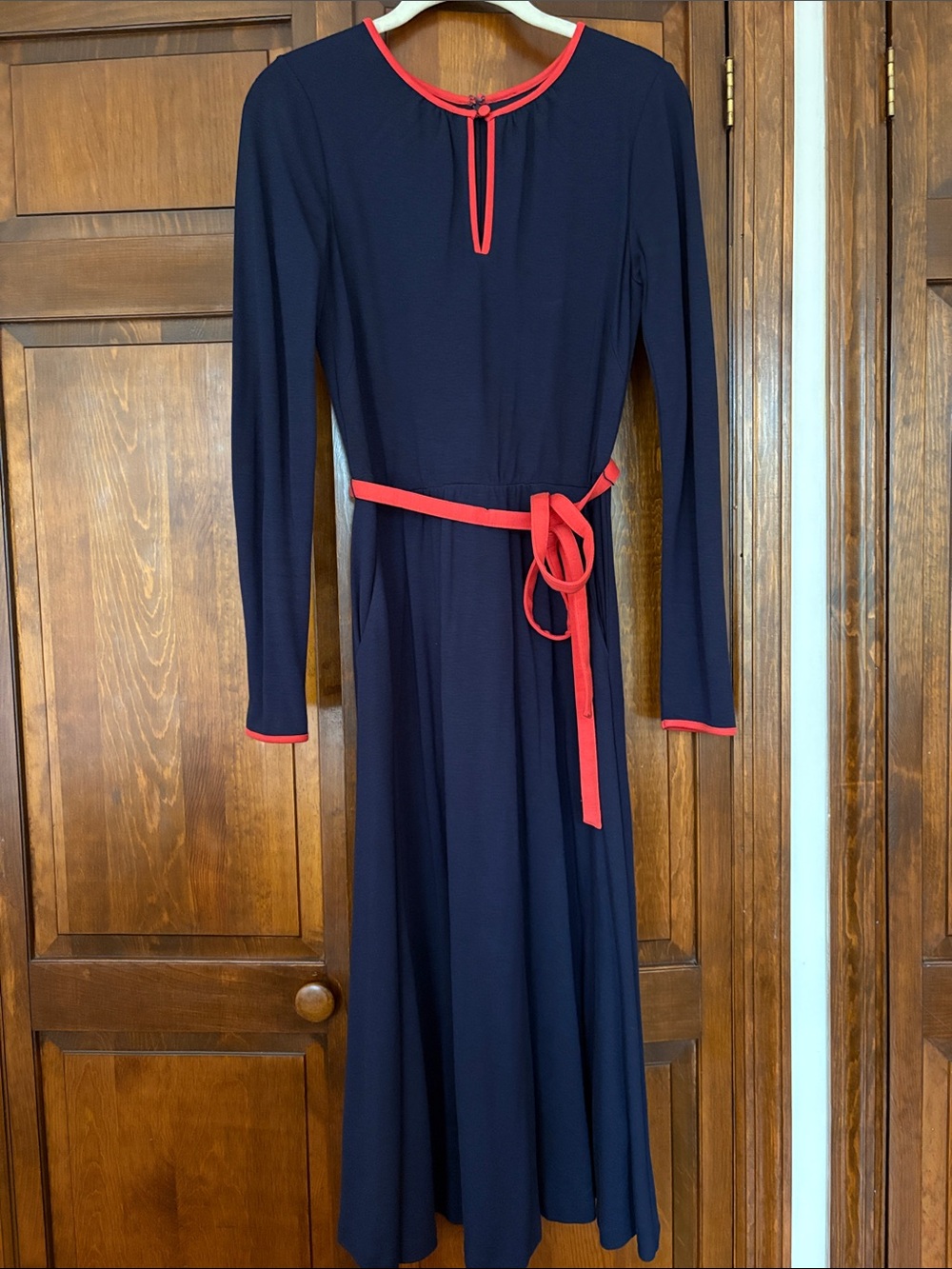 Boden Navy Jersey Midi Dress with Pockets and Tie Belt